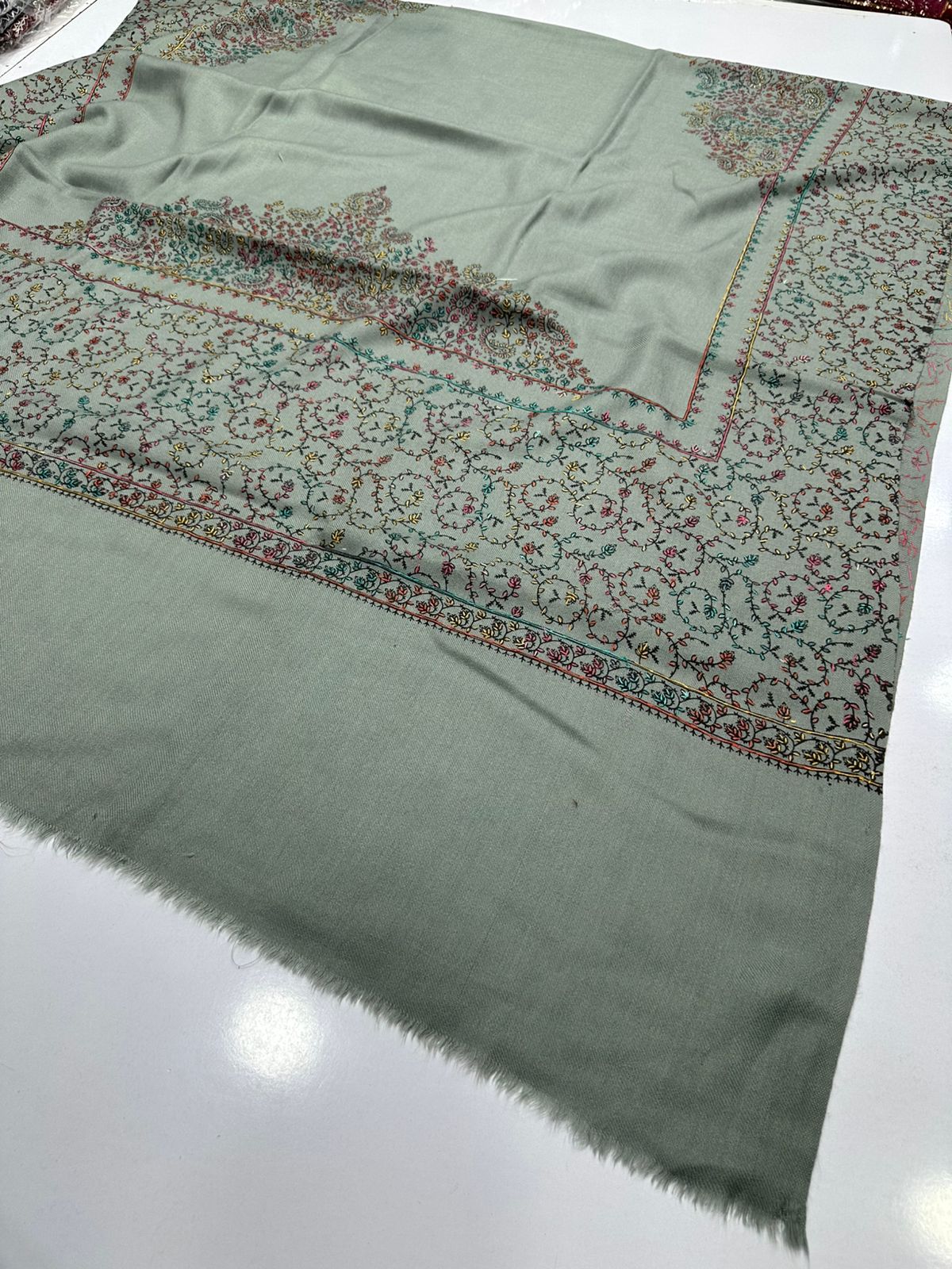 Fine Pashmina Kashmiri Embroidery Shawl