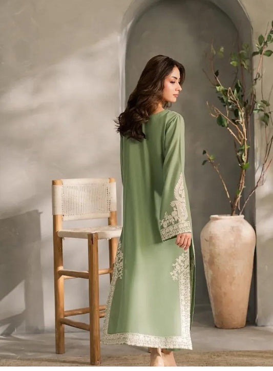 03-Piece Lawn with Chiffon Duppatta