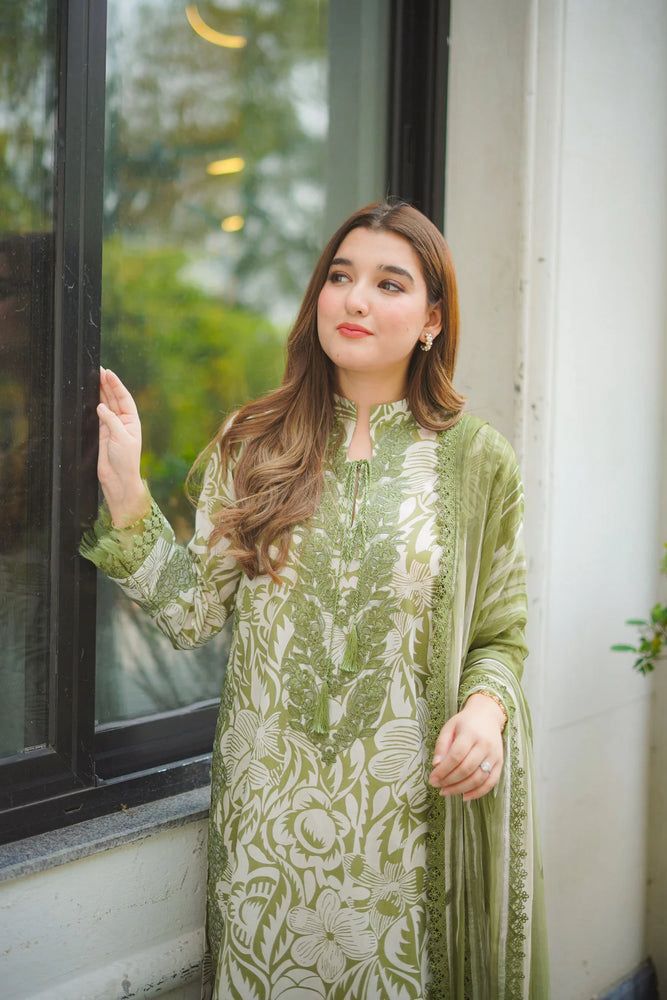 03-Piece Printed Lawn Suit - Ready To Wear