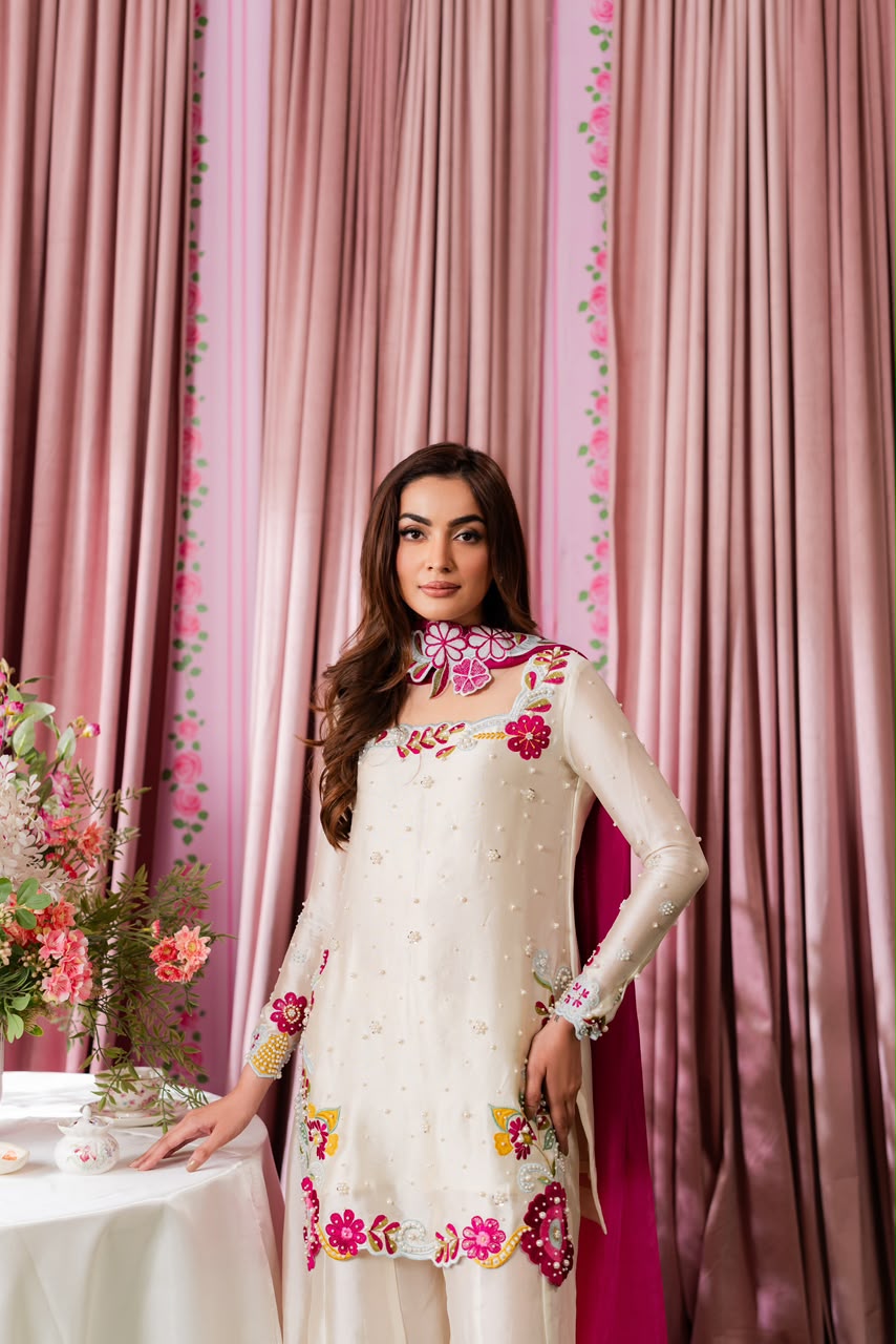 03 Piece Premium Embroidered Shamoz Silk Suit - Ready To Wear