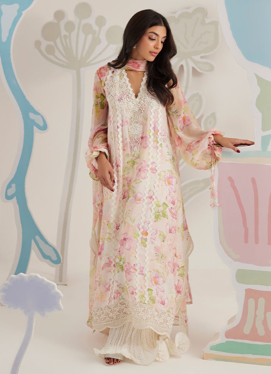 03-Piece Printed Lawn Suit With Chiffon Dupatta | Ready To Wear
