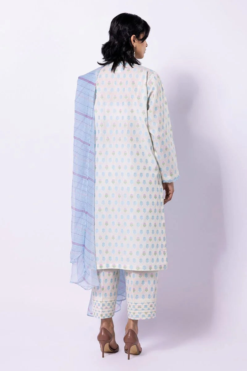 03-Piece Jacquard Lawn With Chiffon Dupatta  | Ready To Wear