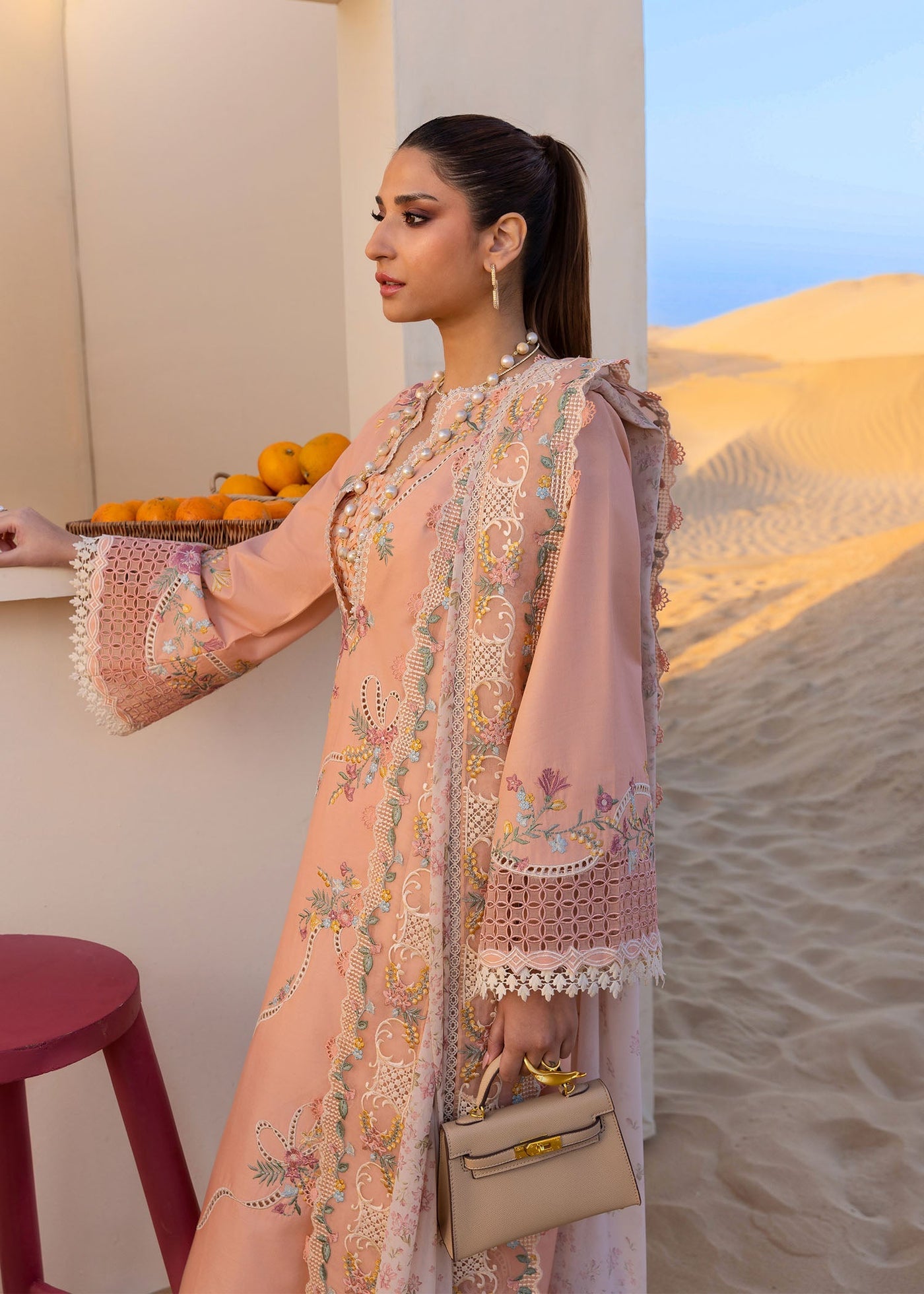 3PC Luxury Embroidered Chikankari Lawn Dress