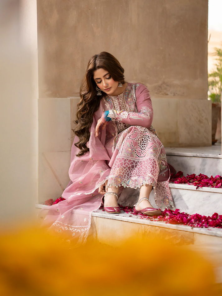 03-Piece Luxury Lawn Embroidered 3Pcs Stitched Suit