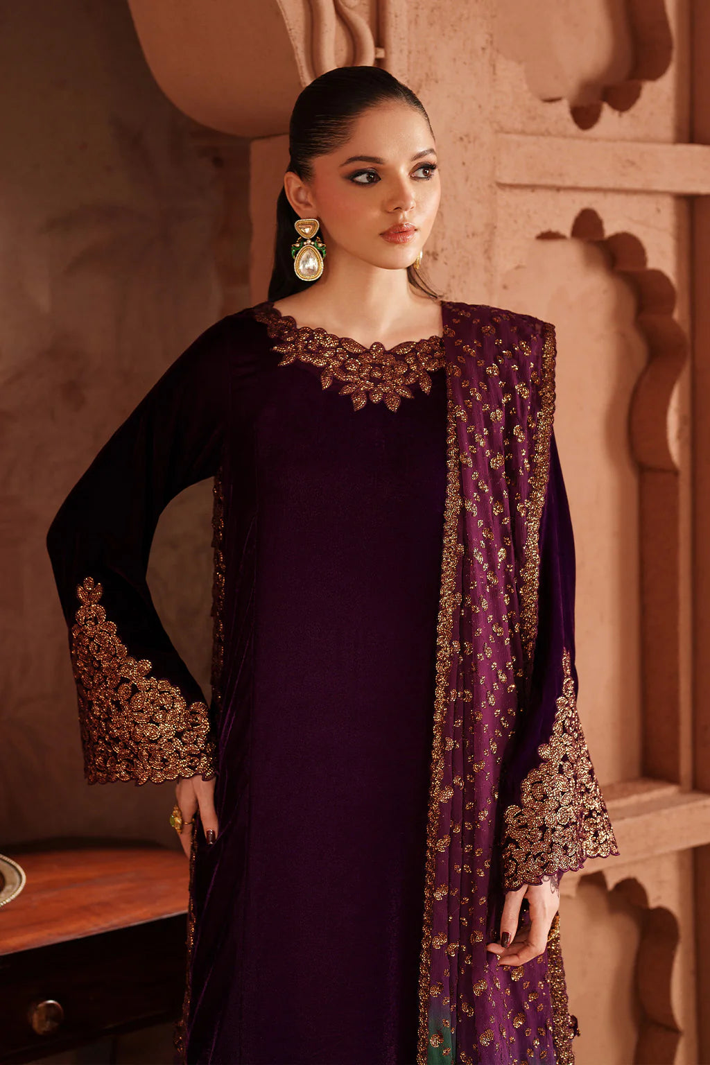 Luxury Embroidered Velvet Wedding Suit - Plum