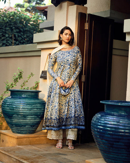 3 Piece Stitched Lawn Suit - Read To Wear