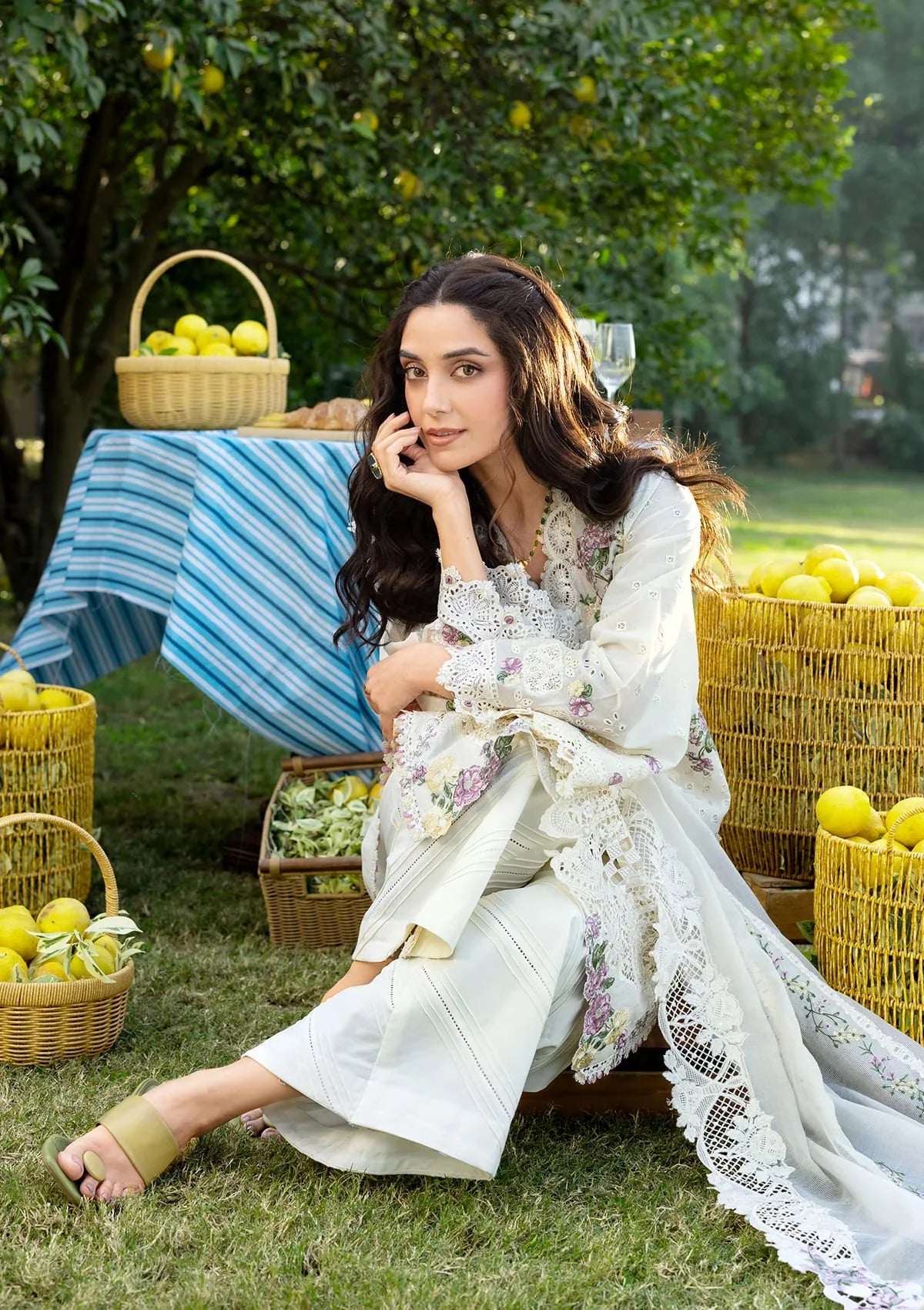 03-Piece Embroidered Lawn Suit With Jacquard Dupatta | Ready To Wear