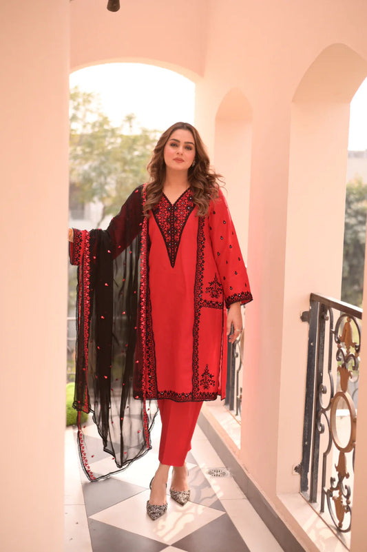 03-Piece Lawn Suit - Ready To Wear