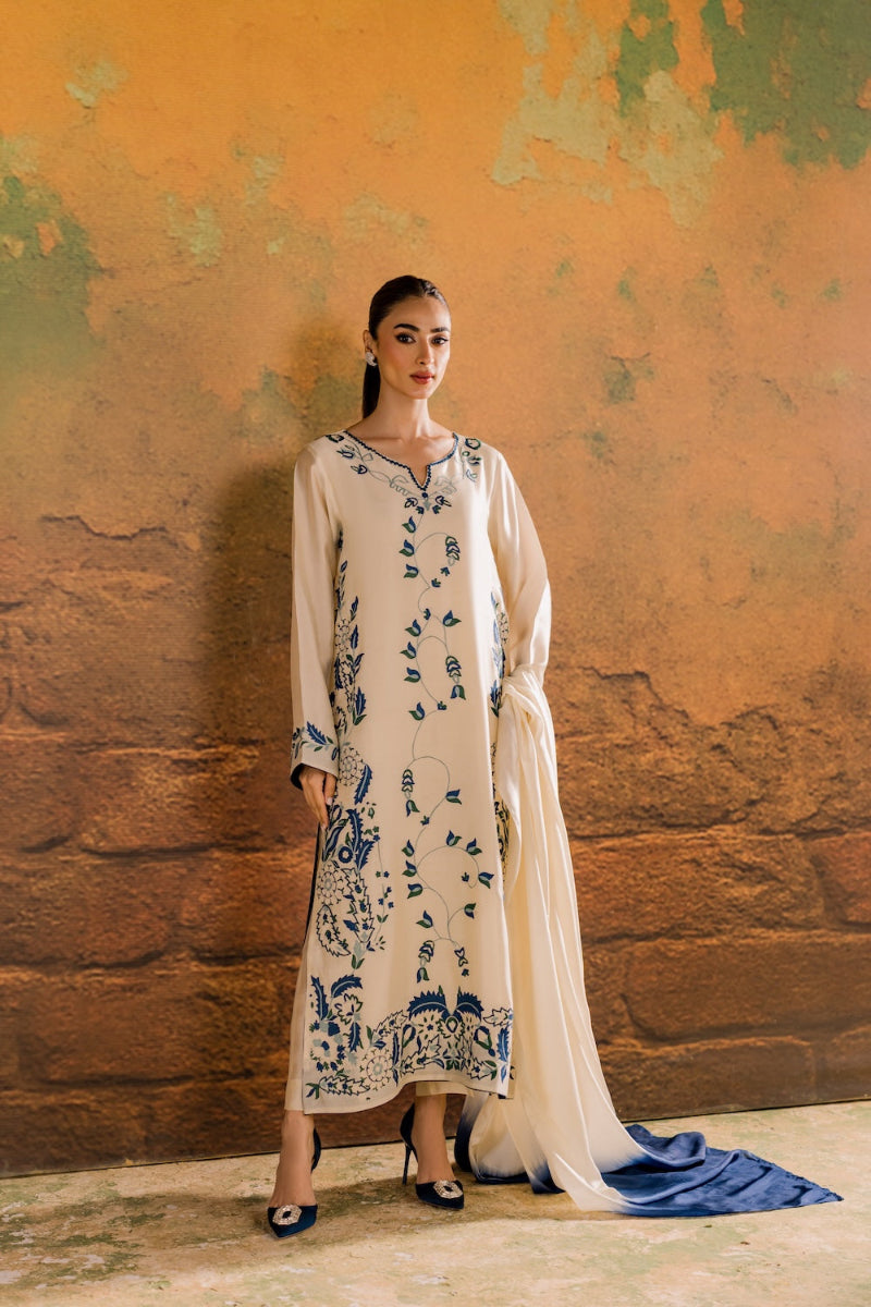 03-Piece Heavy Embroidered Lawn Suit Ready To Wear