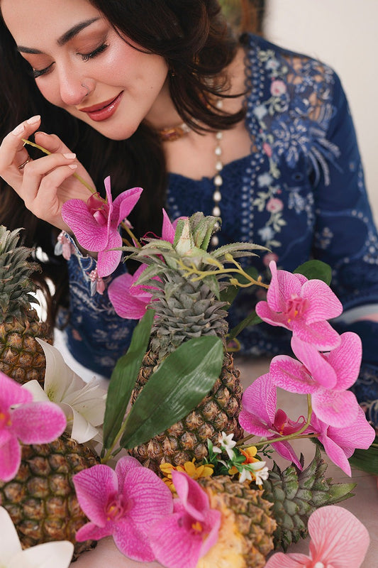 03-Piece Embroidered Luxury Chikankari Lawn - Ready To Wear