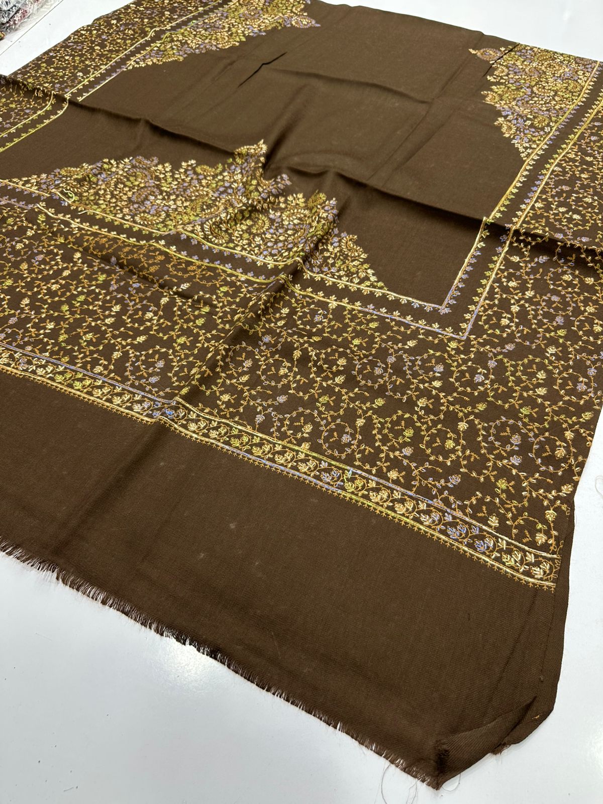 Fine Pashmina Kashmiri Embroidery Shawl