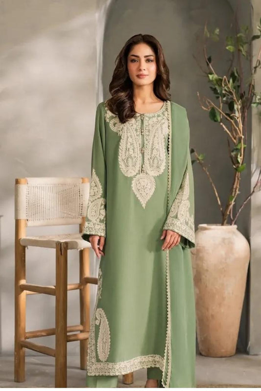 03-Piece Lawn with Chiffon Duppatta