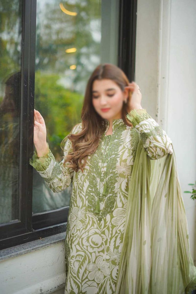 03-Piece Printed Lawn Suit - Ready To Wear