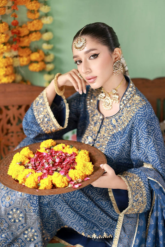 03-Piece Lawn Suit With Embroidery - Ready To Wear