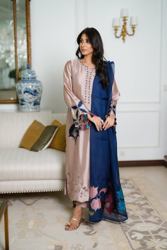 03-Piece Embroidered Lawn Suit With Chiffon Dupatta | Ready To Wear