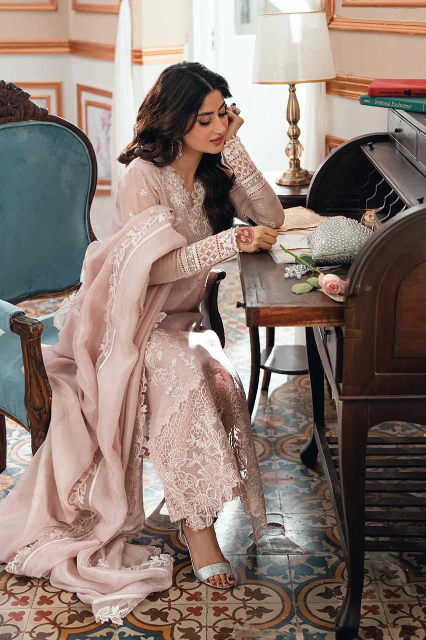 03-Piece Embroidered Chiffon Suit | Ready To Wear