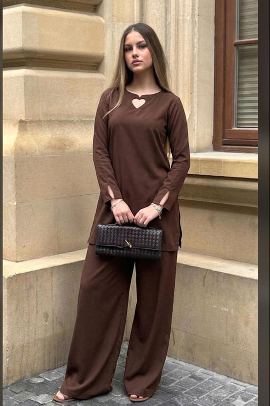 2-Piece Lawn Co-ord Set With Farshi Shalwar | Ready To Wear
