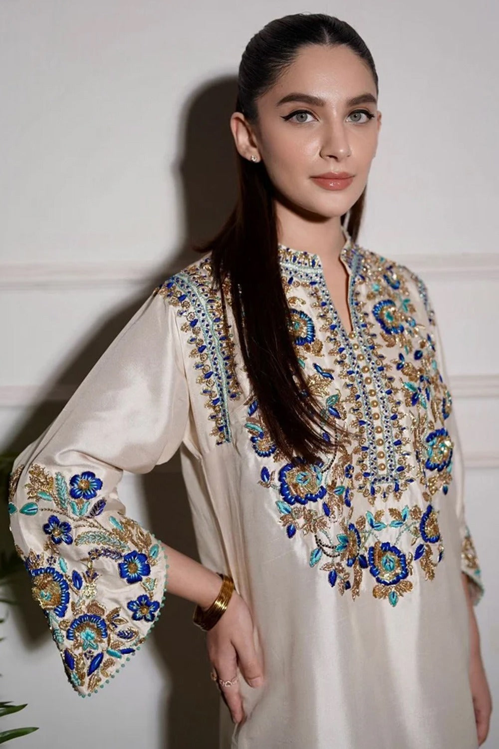 03-Piece Raw Silk Suit With Organza Dupatta | Ready To Wear