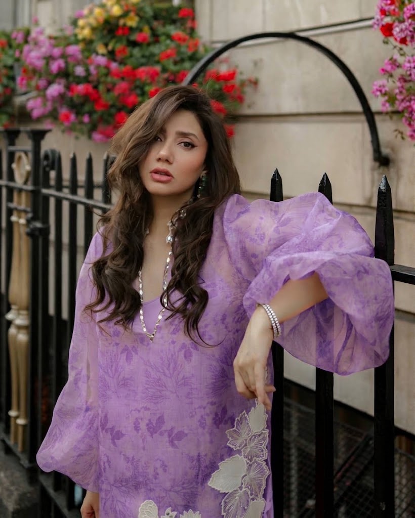 03 Piece Luxury Embroidered Sheesha Silk Suit - Ready To Wear