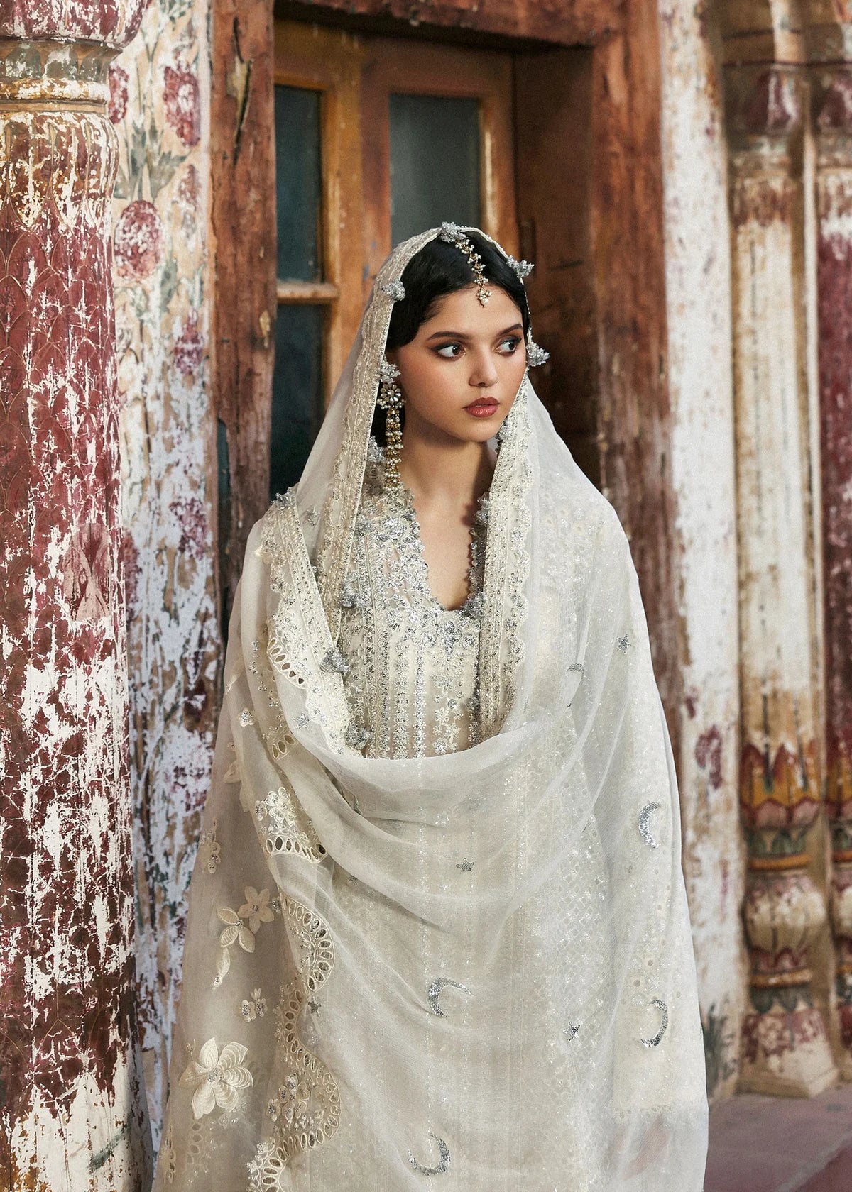 03-Piece Heavy Embroidered Organza With Chiffon Dupatta - Ready T0 Wear